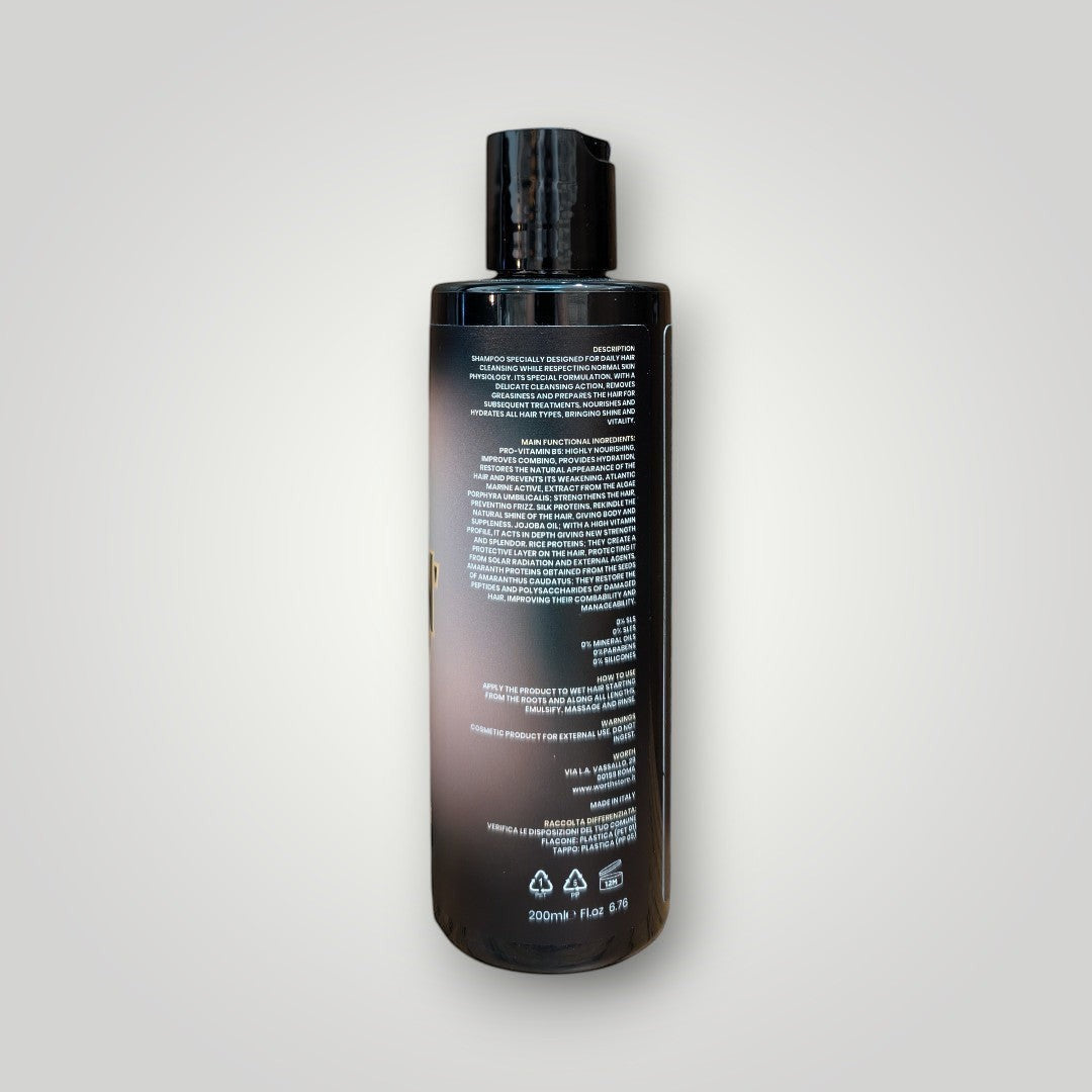 Kiss Me Darlin' Roma Frequent Use Shampoo bottle with Pro-Vitamin B5 and silk amino acids for all hair types.